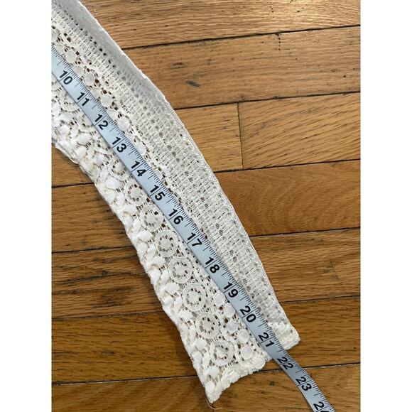 NEW Womens Size XS Y2K Hollister Off White Lace Shirt - Picture 7 of 7